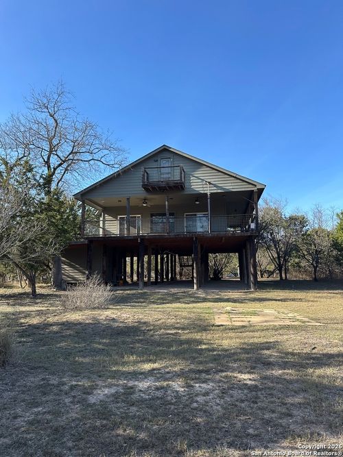 794 Rio Luna, Bandera, TX, 78003-2158 | Card Image