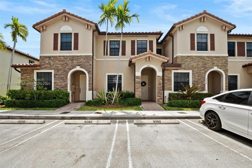 9362 W 33rd Ln, Hialeah, FL, 33018-2068 | Card Image