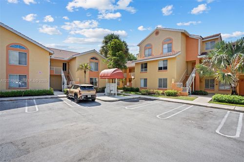927-927 Coral Club Dr, Coral Springs, FL, 33071 | Card Image