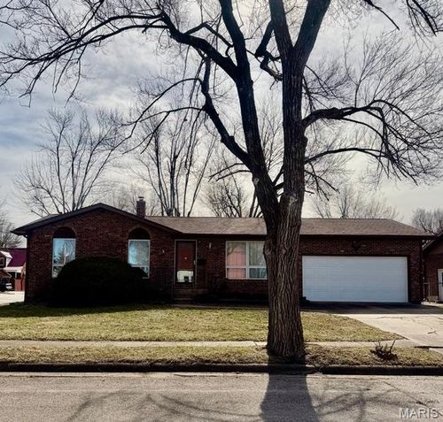 502 W Monroe Ave, Owensville, MO, 65066-1608 | Card Image