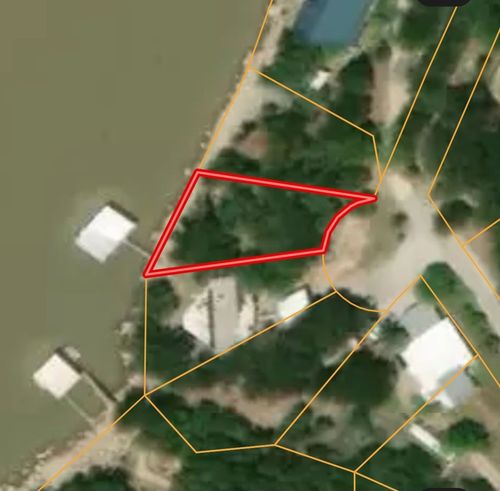 6944 Shamrock Dr, Brownwood, TX, 76801-0070 | Card Image