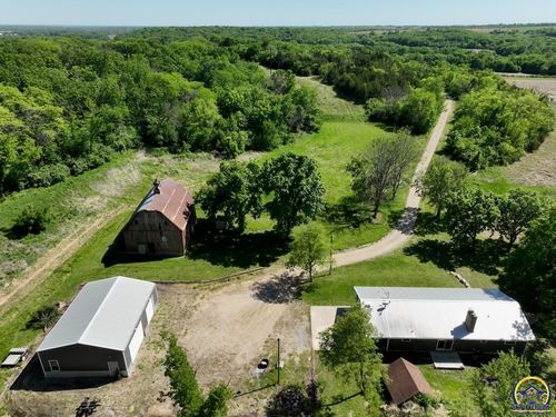 17720 98th Rd, Hoyt, KS, 66440 | Card Image