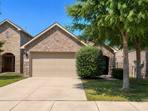2833 Houston Wood Dr, Fort Worth, TX, 76244-5563 | Card Image