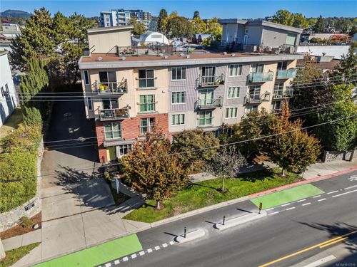 307-356 Gorge Rd E, Victoria, BC, V8T2W2 | Card Image
