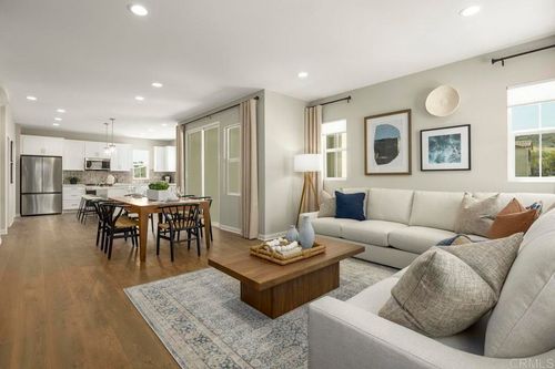 8600 Amherst St, Santee, CA, 92071-2459 | Card Image