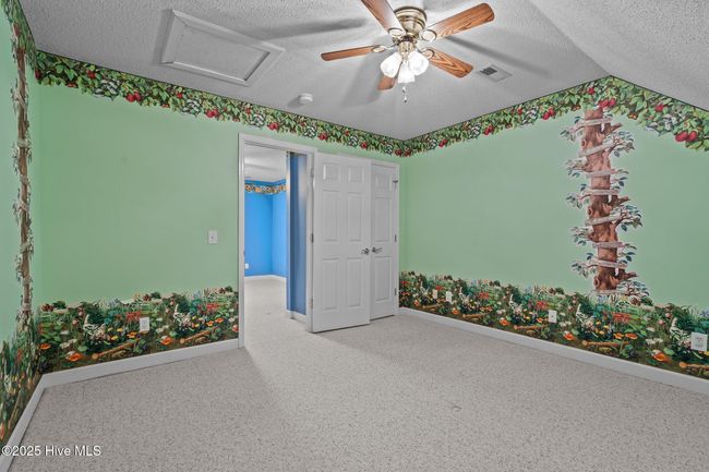Bedroom 5 | Image 32