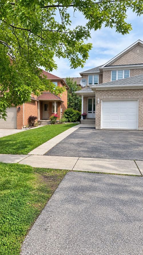 7050 Black Walnut Trail, Mississauga, ON, L5N7N6 | Card Image