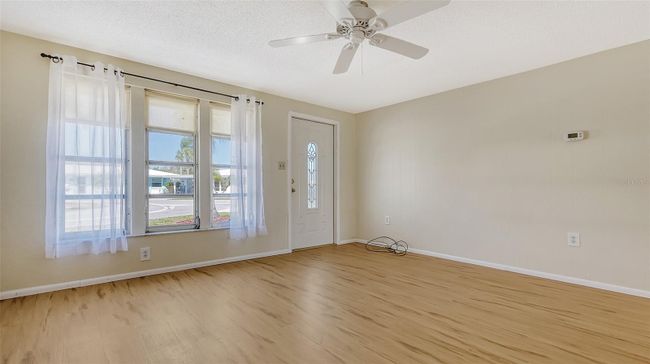 Q-15 - 513 Circlewood Drive, Condo with 2 bedrooms, 2 bathrooms and null parking in Venice FL | Image 8