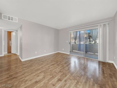 114-3425 E Russell Rd, Las Vegas, NV, 89120-2242 | Card Image