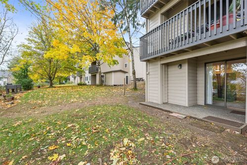 apt-2d-303 Kenyon St Nw, Olympia, WA, 98502-4556 | Card Image