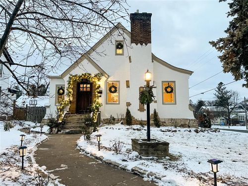 617 6th St, Hudson, WI, 54016-1703 | Card Image