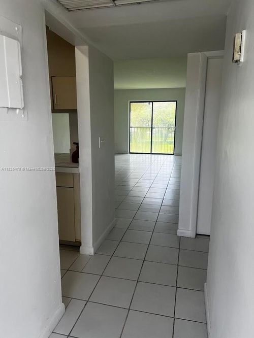 apt-202-7670 Sw 152nd Ave, Miami, FL, 33193-1131 | Card Image