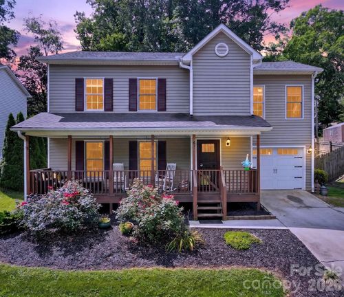 47 Royal Oaks Dr, Arden, NC, 28704-9554 | Card Image