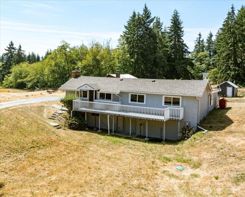 7380 Jewett Rd, Clinton, WA, 98236-9408 | Card Image