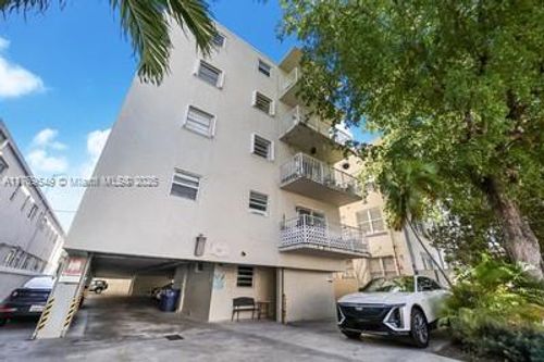 apt-303-1615 Meridian Ave, Miami Beach, FL, 33139-2865 | Card Image