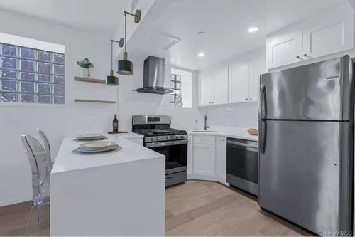 5a-97-30 64th Avenue, New York, NY, 11374 | Card Image