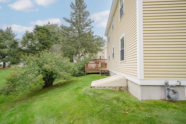 6 Whittaker Cir, Condo with 4 bedrooms, 2 bathrooms and null parking in Concord NH | Image 7