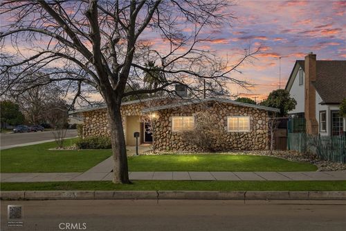 201 Oleander Ave, Bakersfield, CA, 93304-2740 | Card Image