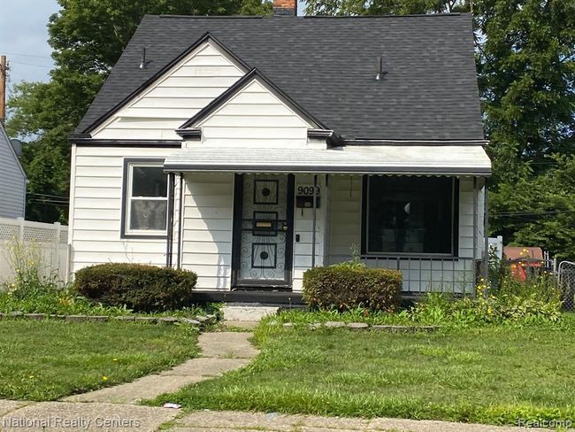 9099 Stout Street, House other with 3 bedrooms, 1 bathrooms and null parking in Detroit MI | Image 18