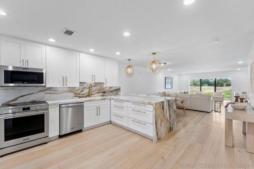 e-11 Southport Ln, Boynton Beach, FL, 33436-6418 | Card Image