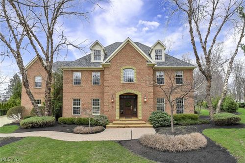2085 Lands End Ln, Westlake, OH, 44145-6801 | Card Image