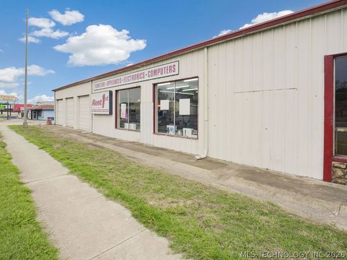 894 S Mississippi Ave, Atoka, OK, 74525-3326 | Card Image