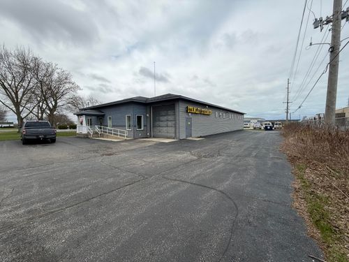 3408 Hollywood Rd, Saint Joseph, MI, 49085-9551 | Card Image