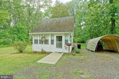 760 Woodland Ave, WOODBURY HEIGHTS, NJ, 08097-1629 | Card Image