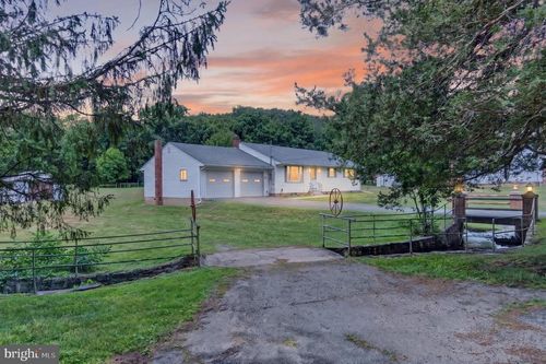 51 Reynolds Rd, Tamaqua, PA, 18252-5405 | Card Image