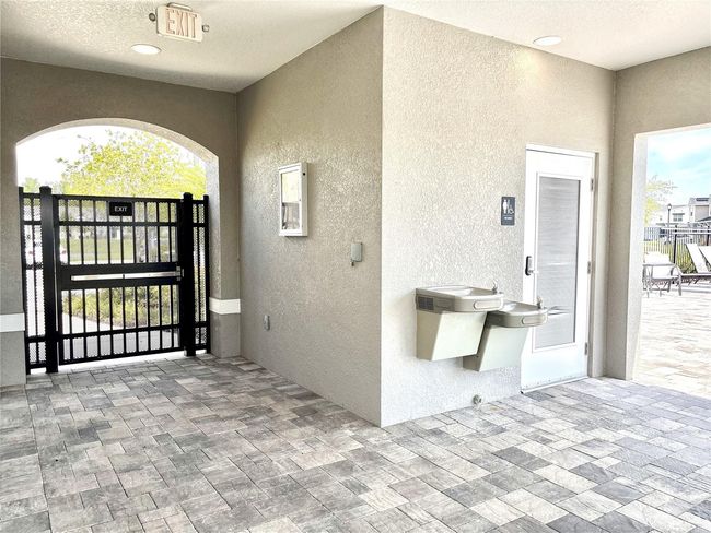 921 Spring Palms Loop, Townhouse with 3 bedrooms, 3 bathrooms and null parking in ORLANDO FL | Image 40