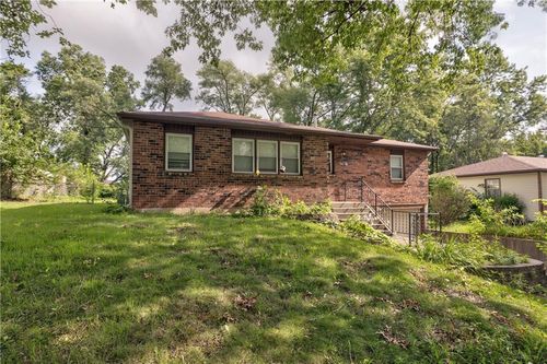 1416 Kiowa St, Leavenworth, KS, 66048-1272 | Card Image