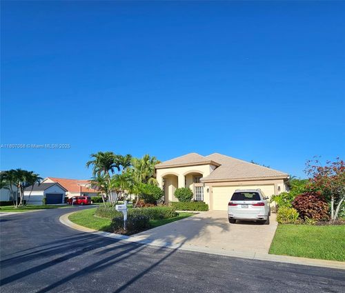 2540 Egret Lake Dr, Greenacres, FL, 33413-2160 | Card Image