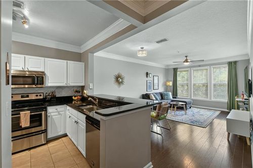 4203 Westchester Rdg Ne, Atlanta, GA, 30329-2497 | Card Image
