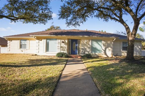 6425 Heidelburg Ct, North Richland Hills, TX, 76180-8414 | Card Image