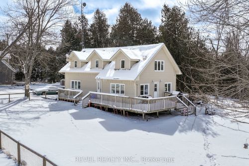 1393 Killarney Bay Rd, Cameron, ON, K0M1G0 | Card Image