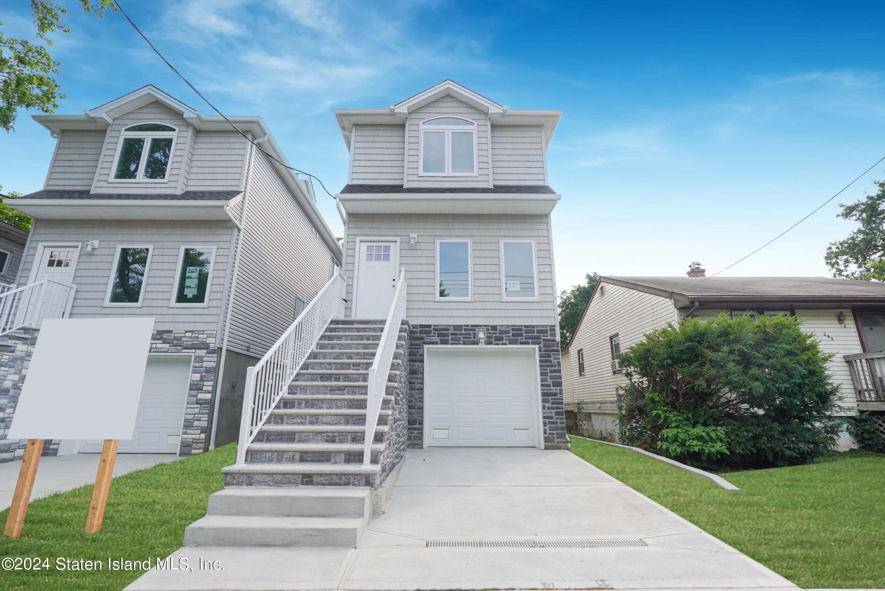 Melvin Ave, Staten Island, NY 10314