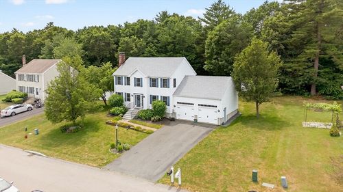 215 Powhattan Dr, East Taunton, MA, 02718-5411 | Card Image