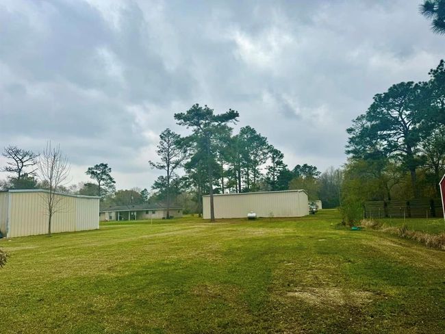 2415 Tucker Rd, House other with 3 bedrooms, 2 bathrooms and 2 parking in Silsbee TX | Image 9