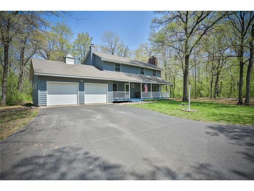 127 County Road, PLEASANT VALLEY, WI, 54022 | Card Image