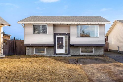 123 Radley Pl Se, Calgary, AB, T2A5X5 | Card Image