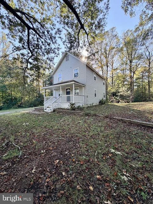 9046 Indiantown Rd, King George, VA, 22485-3550 | Card Image