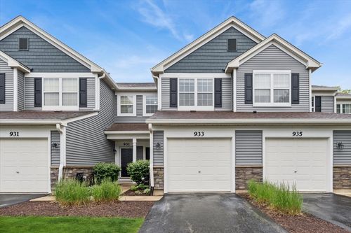 933 Genesee Dr, Naperville, IL, 60563-4114 | Card Image