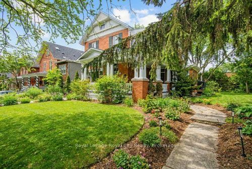 61 Cambridge St, Guelph, ON, N1H2V1 | Card Image