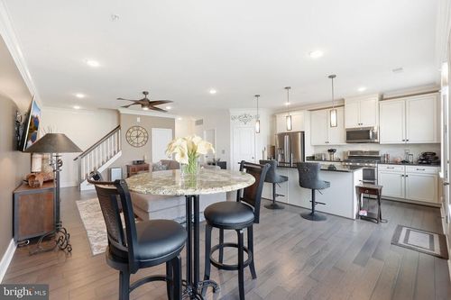 42017 Glade Creek Terrace, ALDIE, VA, 20105 | Card Image