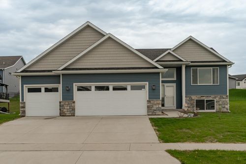 1644 Brandt Dr Ne, Byron, MN, 55920-1650 | Card Image