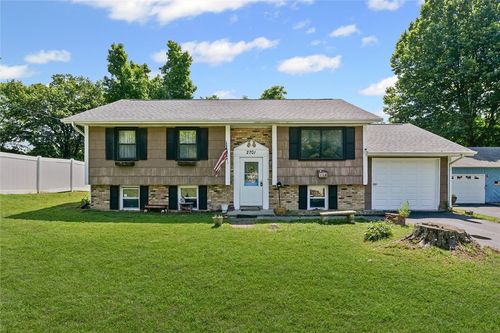 2701 Eastroad, Danville, IL, 61832-1511 | Card Image