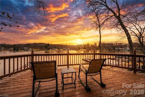 1250 Lake Drive 9, Lexington, NC, 27292-8215 | Card Image