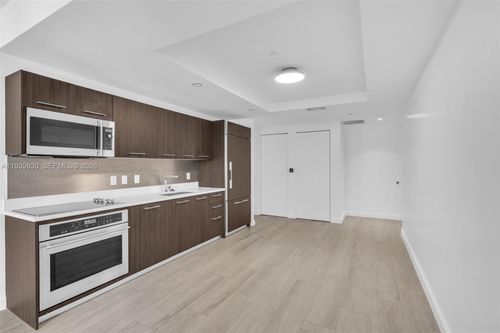 apt-1109-55 Sw 9th St, Miami, FL, 33130-3992 | Card Image