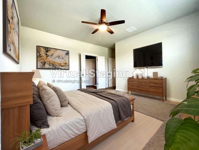Primary Bedroom Downstairs | Image 13