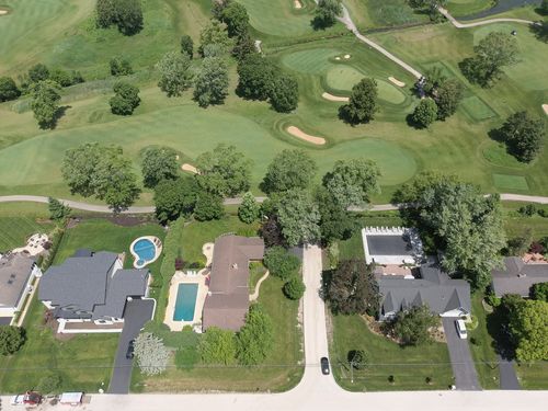 1500 W Blackhawk Dr, Mount Prospect, IL, 60056-3636 | Card Image
